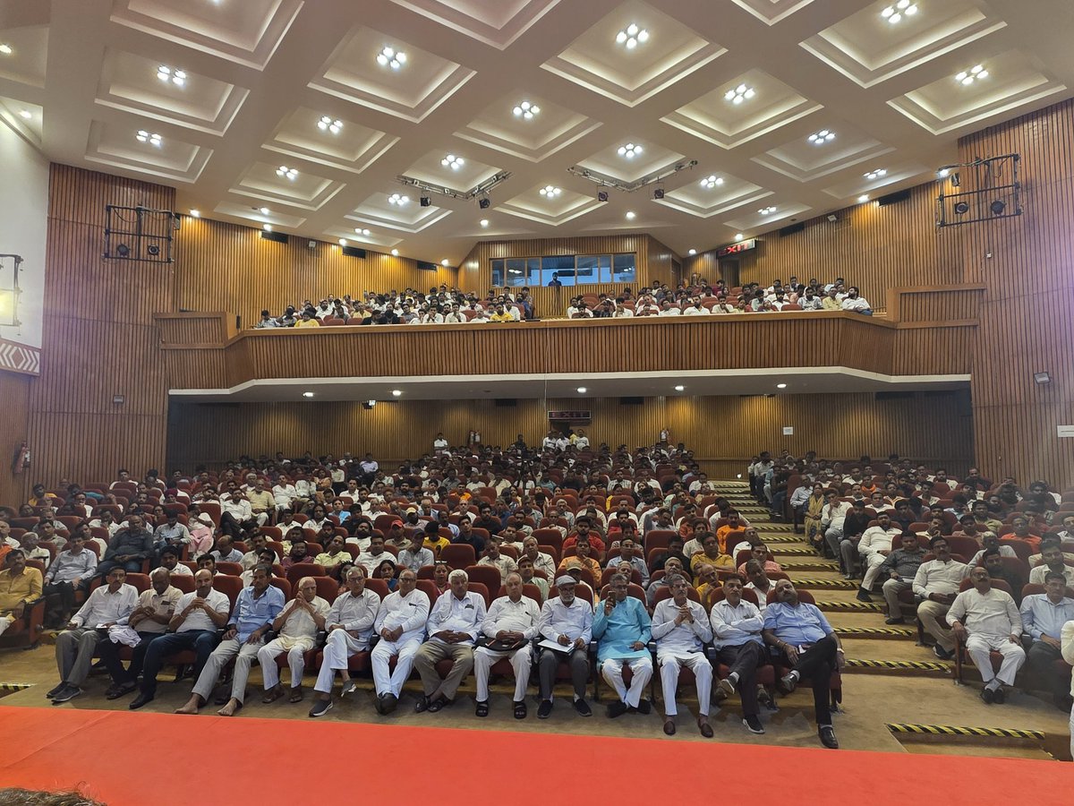 आज नई दिल्ली के NCUI स्टेडियम में आयोजित OBC for #OneNationOneElection कार्यक्रम में उपस्थित प्रबुद्धजनों को संबोधित किया।