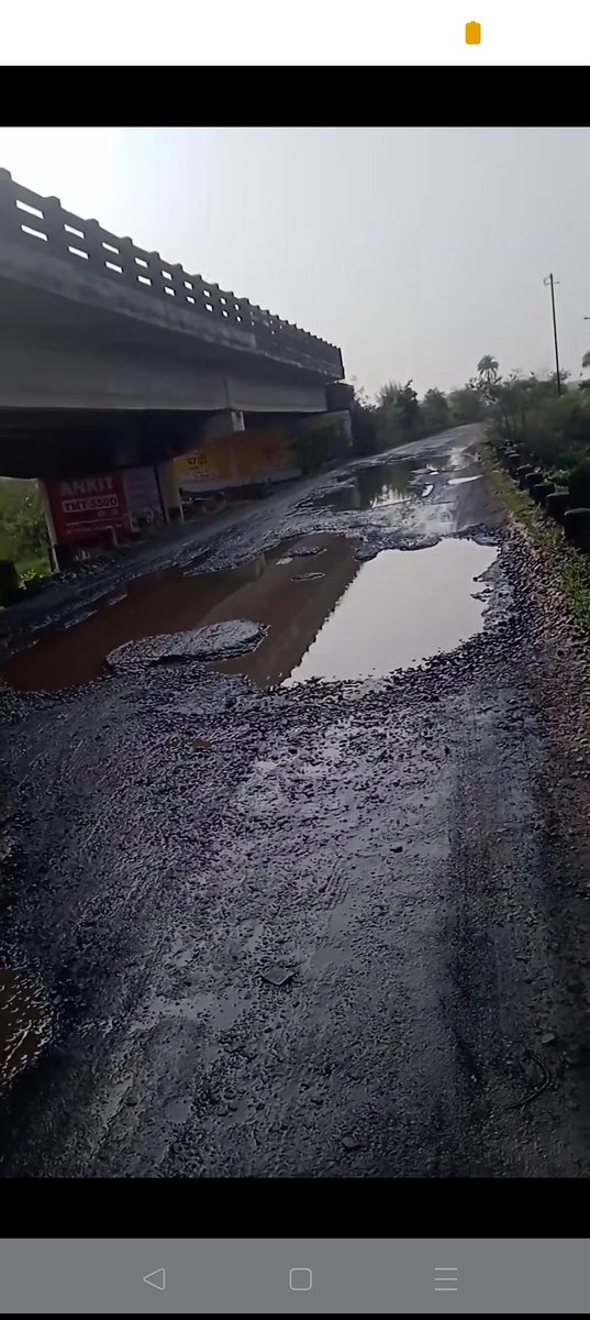 मधुपुर -सारठ-देवघर राष्ट्रीय राजमार्ग संख्या 114A की जर्जर हालत। 10 बर्षों से सारठ, जो विधानसभा क्षेत्र का मुख्यालय है, की जनता नर्क की स्थिति में जी रही है। यहां "विकास" कब पैदा होगा।
<a href="/nitin_gadkari/">Nitin Gadkari</a> 
<a href="/DCDeoghar/">DC Deoghar</a> 
<a href="/JharkhandCMO/">Office of Chief Minister, Jharkhand</a> 
<a href="/PMOIndia/">PMO India</a> 
<a href="/news11bharat/">News11 Bharat</a> 
<a href="/prabhatkhabar/">Prabhat Khabar</a>