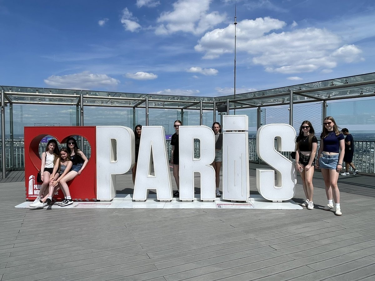 Tour Montparnasse était fantastique! <a href="/FinhamPark/">Finham Park School</a> #FPSParis2025
