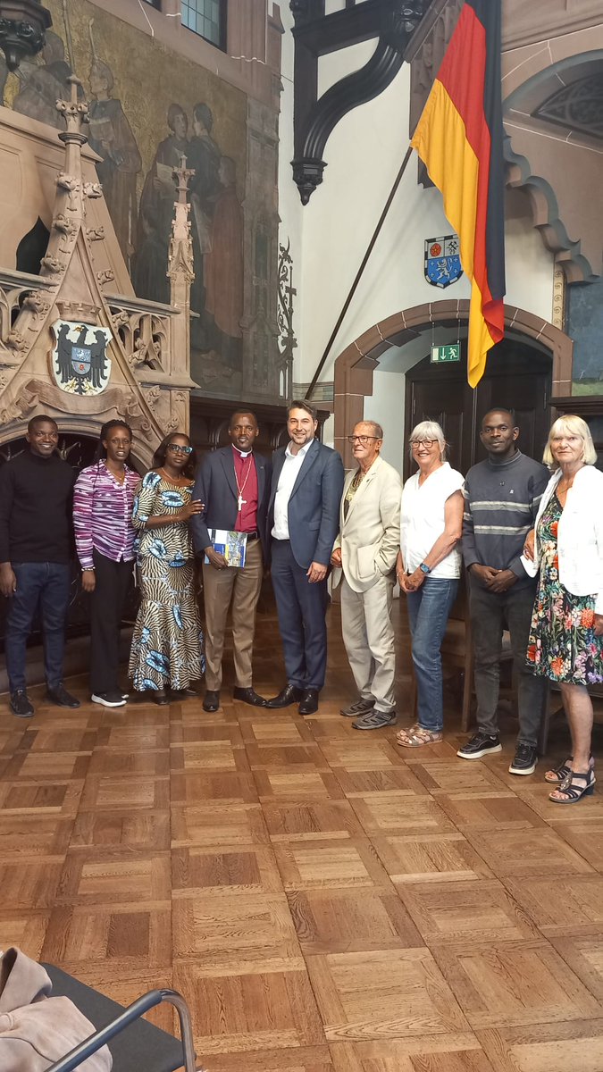 During our visit to Saar-ost protestant Church in  Germany, we had the privilege of meeting the Lord Mayor of Saarbrücken, the capital of the Saarland region