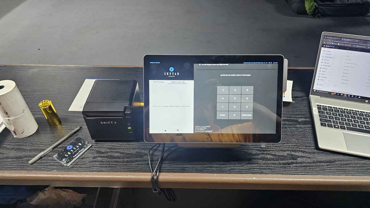 Larry_SkyTab's tweet image. Coming soon to Bartlesville OK, is ANGRY JS TAVERN located on Tuxedo Rd. They will be ready to serve you ice cold drinks efficiently with @SkyTabPOS from @Shift4. Drop in and see them.