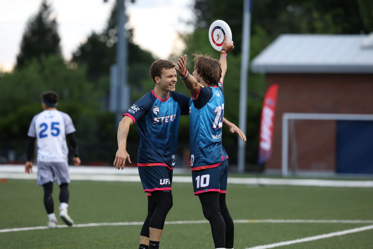 Week 4 featured a flurry of upsets, multiple overtimes, and new orders in every division's standings 💥

"No one outside of our team thought we could win this game."

“Utter bliss.”

Tuesday Toss: watchufa.com/league/tuesday…