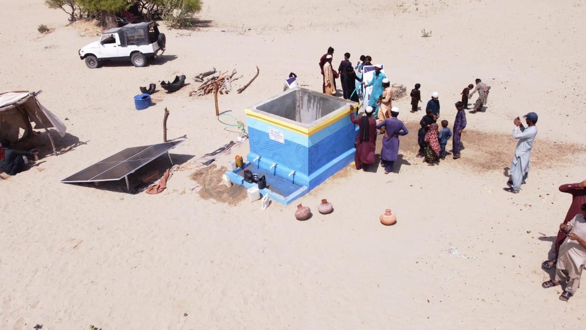 NewHopeFdnPK's tweet photo. Clean water brings new hope! Summer Water Pump Project in Village Dabi-Jo-Tar, Tehsil Khipro Achro Thar, district #Sanghar #Sindh bringing life to the heart of the desert. Together, we’re making a difference—one drop at a time.
#nhfwater #WaterForAll #hopehelphumanity https://t.co/GjCIxAzVSj
