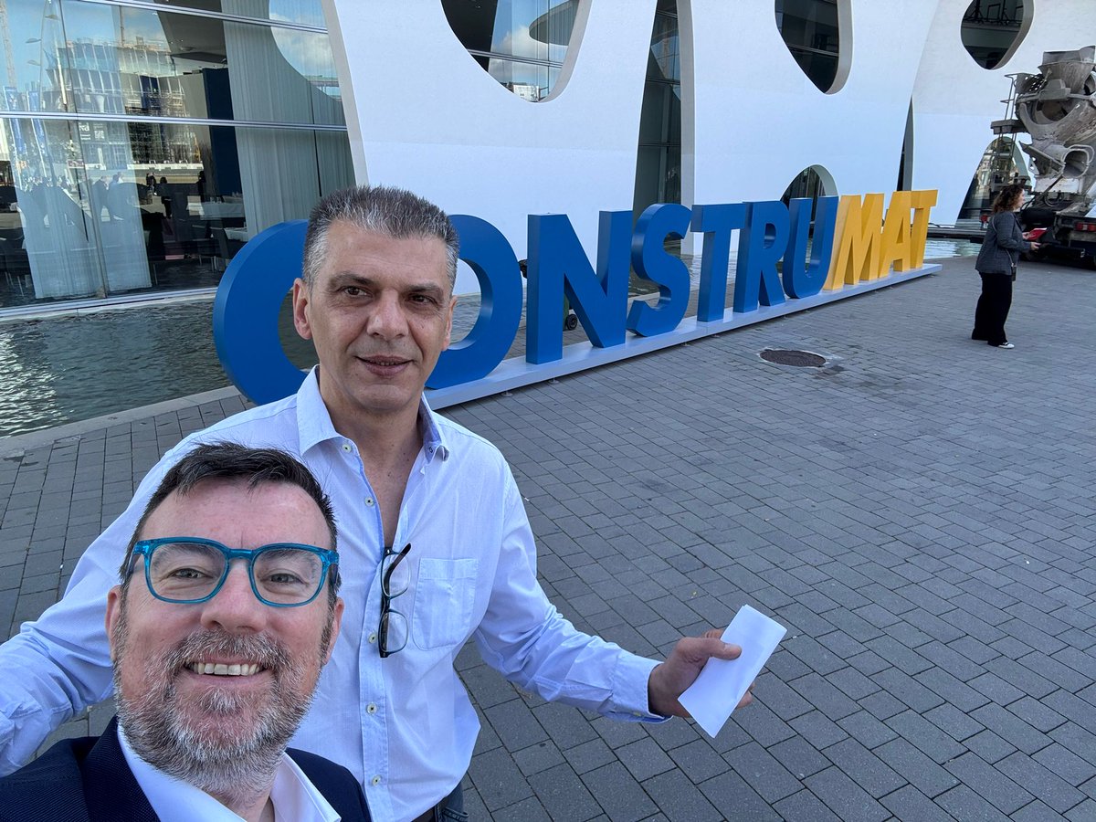 iberent's tweet photo. 📍En @ConstrumatBCN dando a conocer al canal de #distribución cómo las #tendencias en maquinaria, mobiliario, domótica, climatización y software pueden estar al alcance de cualquier empresa.

En @iberent seguimos detectando sectores donde el #renting puede marcar la diferencia.🚀 https://t.co/q8KzZYEGi2