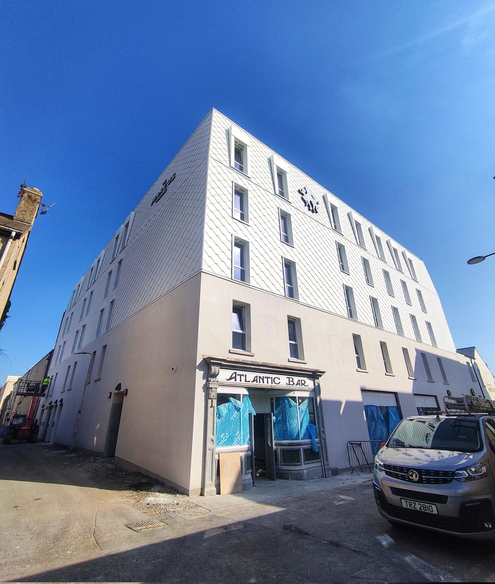 bohoman's tweet photo. #TheMarcus , #Portrush nearing completion. Due to open this summer. The #AtlanticBar is also being revamped. Tuesday 20th May 2025. 🏗️☀️ https://t.co/pEgHwsrDV5
