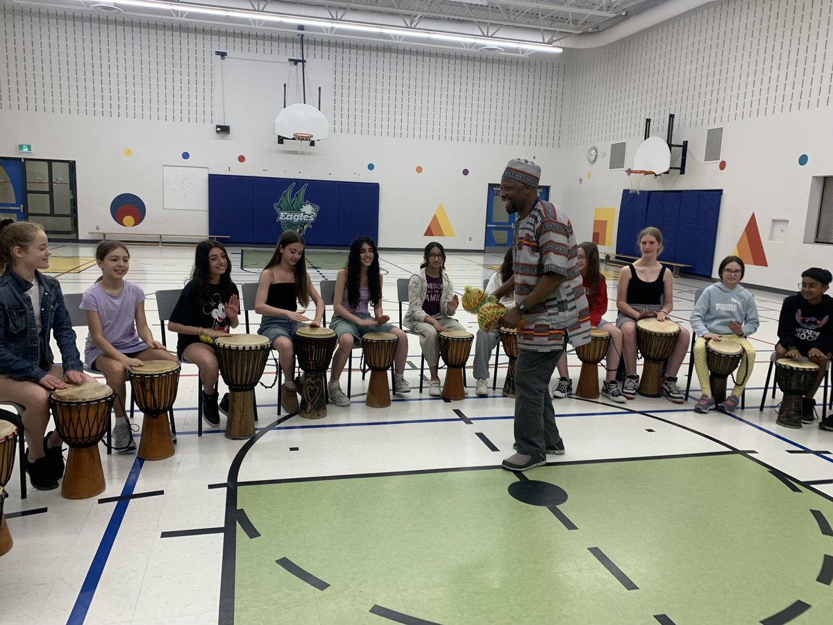 Melissa Boyer tweet media