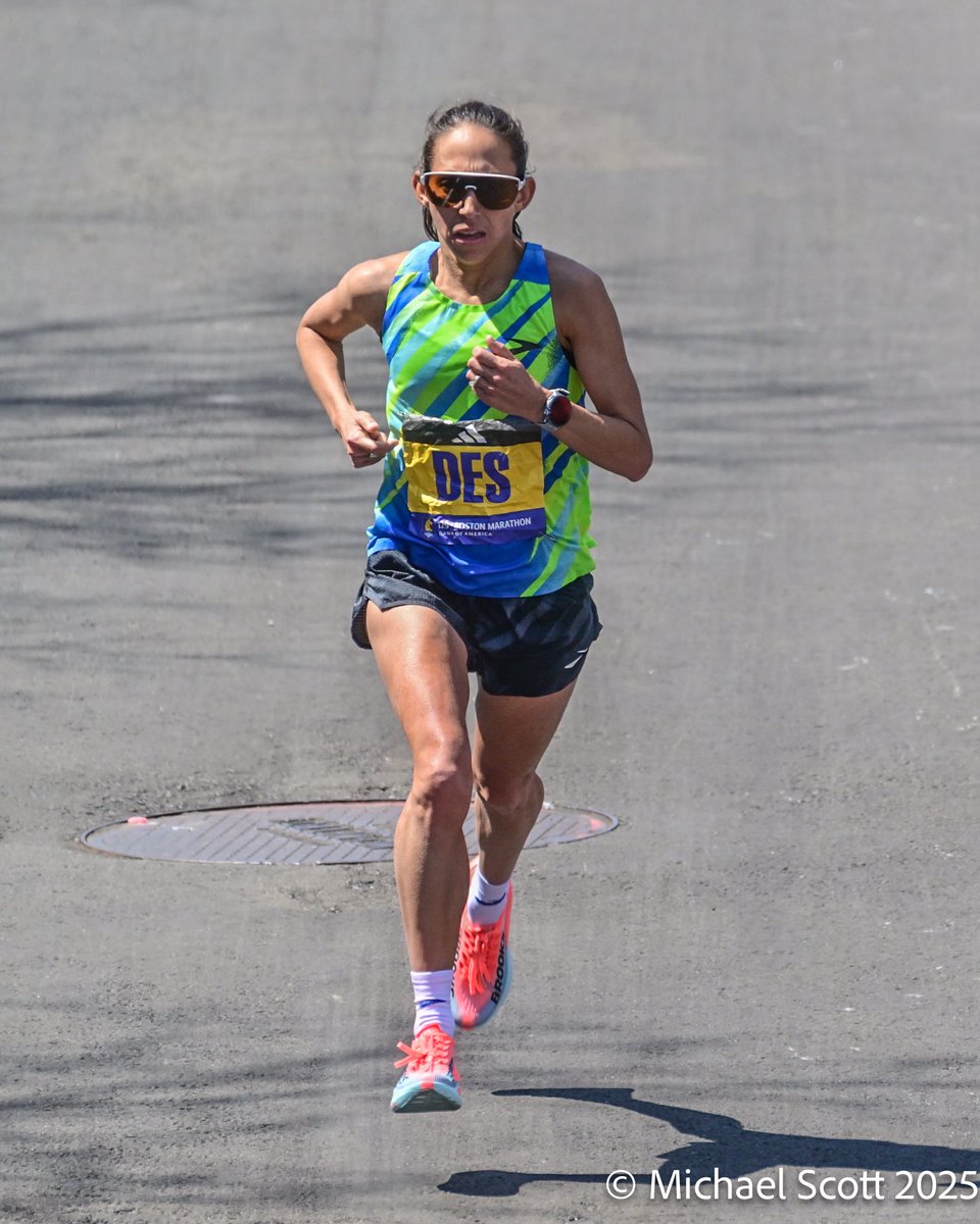Michael Scott (@urimiscott) on Twitter photo In her final professional race 2018 <a href="/bostonmarathon/">Boston Marathon</a> champion <a href="/des_linden/">des_linden</a> finished as the fifth US finisher and Masters winner at the Boston marathon in 2:26:19
#BAA #BostonMarathon In her final professional race 2018 <a href="/bostonmarathon/">Boston Marathon</a> champion <a href="/des_linden/">des_linden</a> finished as the fifth US finisher and Masters winner at the Boston marathon in 2:26:19
#BAA #BostonMarathon