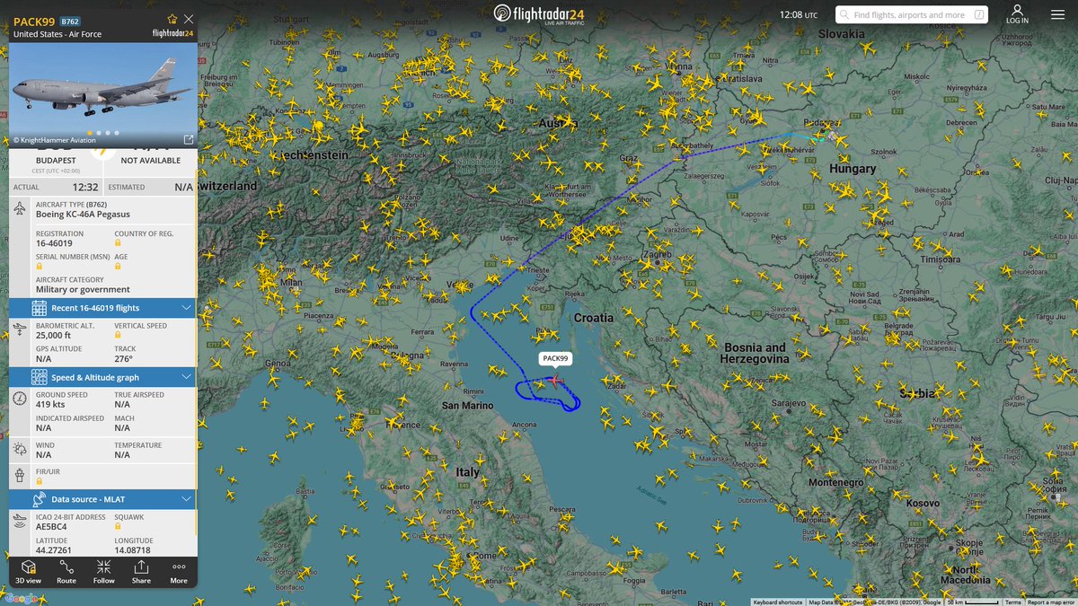AIYeyENGDdJkjTr's tweet image. May 20, 2025
#Kecskemét Air Base, Hungary ==&amp;gt; #Adriatic Sea

#PACK99 #AE5BC4 USAF KC-46A Pegasus
