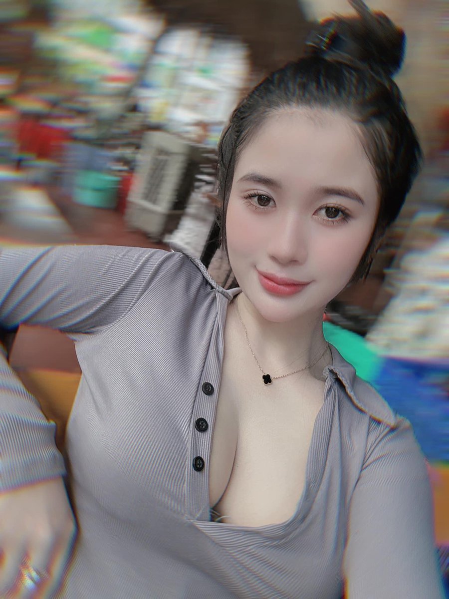 sugarppa14's tweet photo. Lol em chứa được 2 con Ku https://t.co/WHnCaEthQe