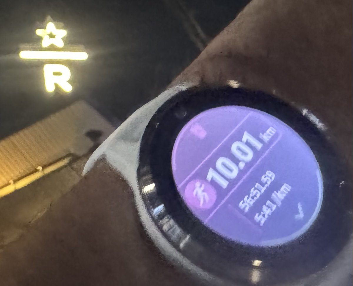 OMEGAswatch9's tweet photo. スタバなう

ちょっと買いたい物あったので、10km走ってきました。

夜でも暑いです。

#reserveroastery https://t.co/mz6fQXsGDC