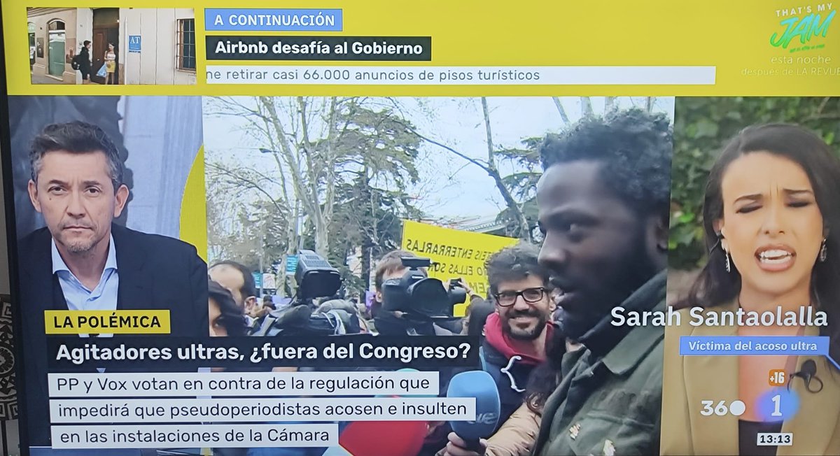 Si la tetona y su novio quieren un trío con conmigo, solo tienen que pedirlo ehhh, no hace falta estar horas hablando de mí en su mierda de programa 

<a href="/Ruiz_Noticias/">Javier Ruiz</a> <a href="/SarahPerezSanta/">Sarah Santaolalla. ♀</a>
si necesitáis ayuda, pedidla