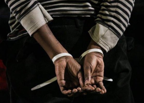 🚨🇨🇮 FLASH | Un homme a été arrêté pour hétérosexualité.

Il risque 8 ans de prison.