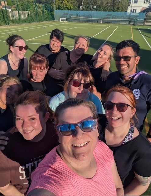 BeechcroftTMC's tweet image. FRIDAY NIGHT SMILES AT BACK2NETBALL! BOOK HERE -BOOKWHEN.COM/MPSPORTS PAY AND PLAY FRIDAYS 17:45 🏐👟😃#back2netballgals #back2netball #netballerslife #netballers #hallgreenbirmingham #healthybrum #sportbham #movemore #dontgiveup #FRIDAYFUNFITNESS #raring2go