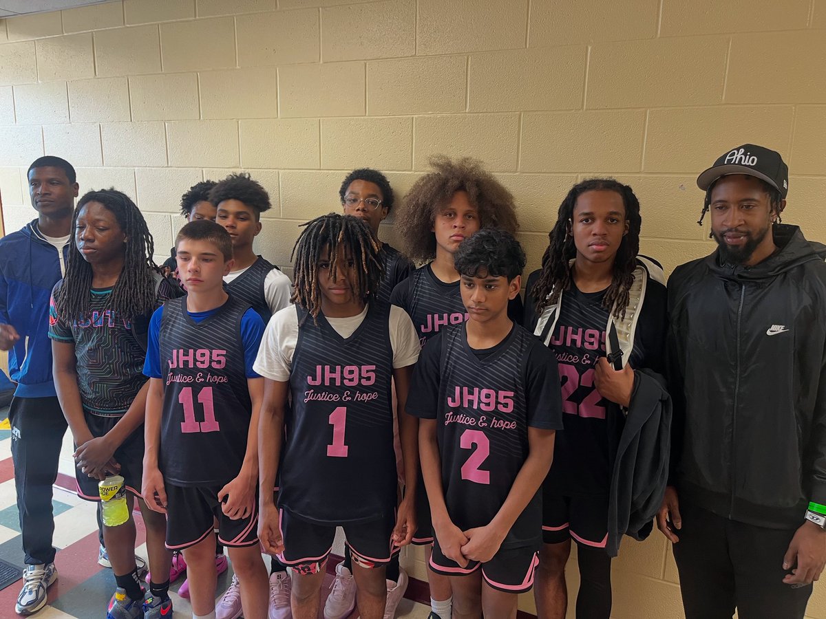 jh95skills's tweet photo. JH95 8th Grade Boys Phenoms with 3 wins in the consolation bracket on Sunday
Finished the weekend with a 3-2 record overall ๐๐ผ
#SpringFinale #95Family https://t.co/iDFmNeibxx