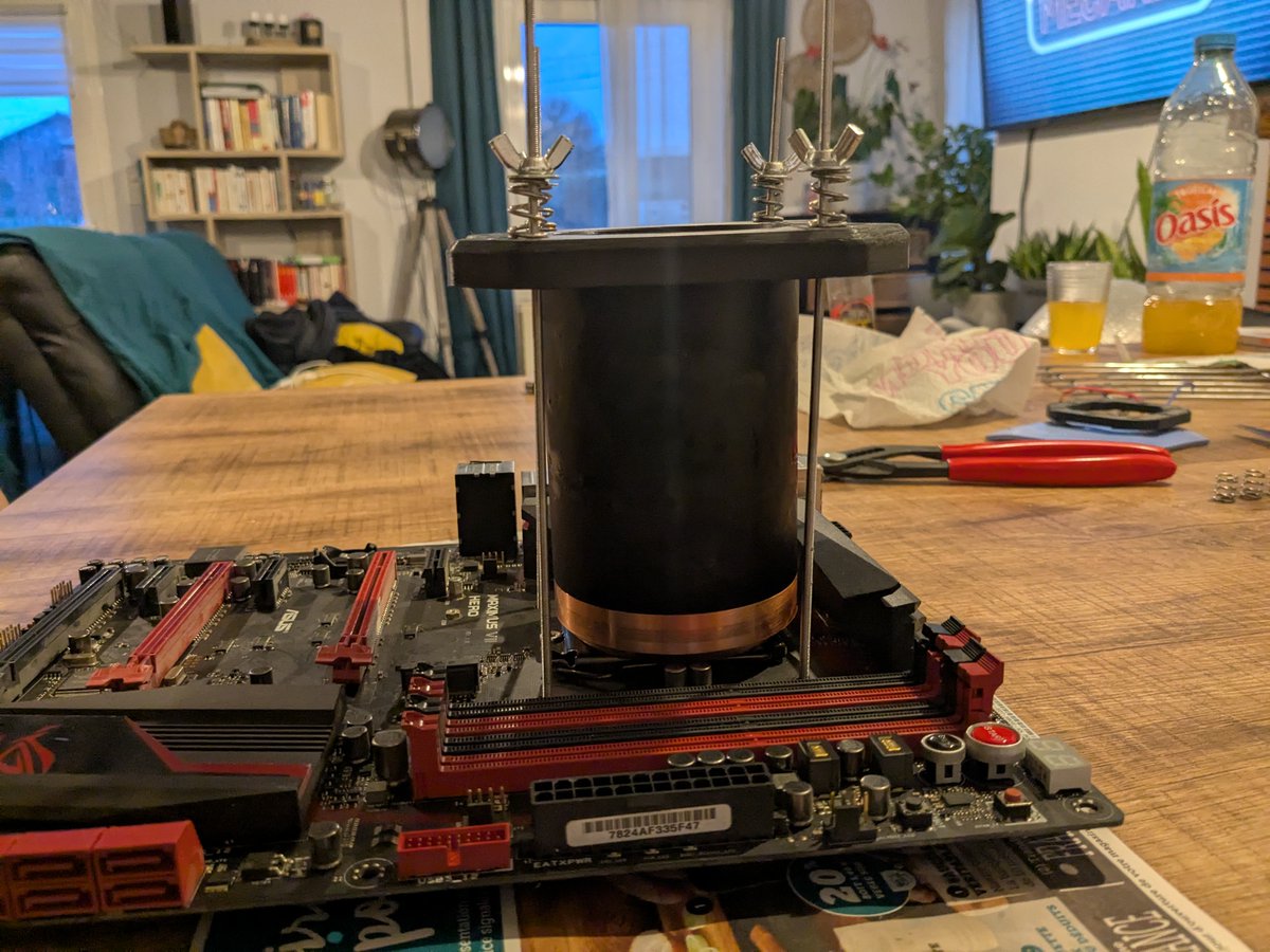 OldSKol_'s tweet photo. 🧐 https://t.co/GYHNOuUwm9