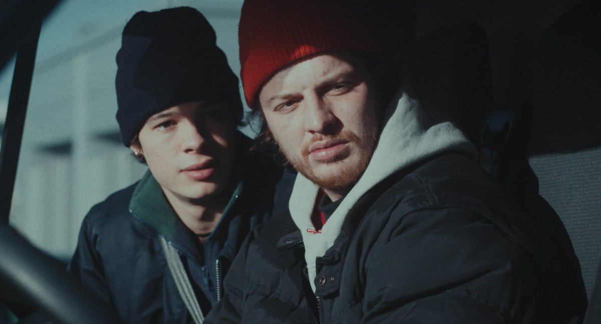 Cannes 2025 / Dans les coulisses des films : « Météors » de Hubert Charuel (Un Certain Regard)

#Cannes2025 #cinéma #Météors #UnCertainRegard

Article réservé aux abonnés : satellifacts.com/fr/article/vie…