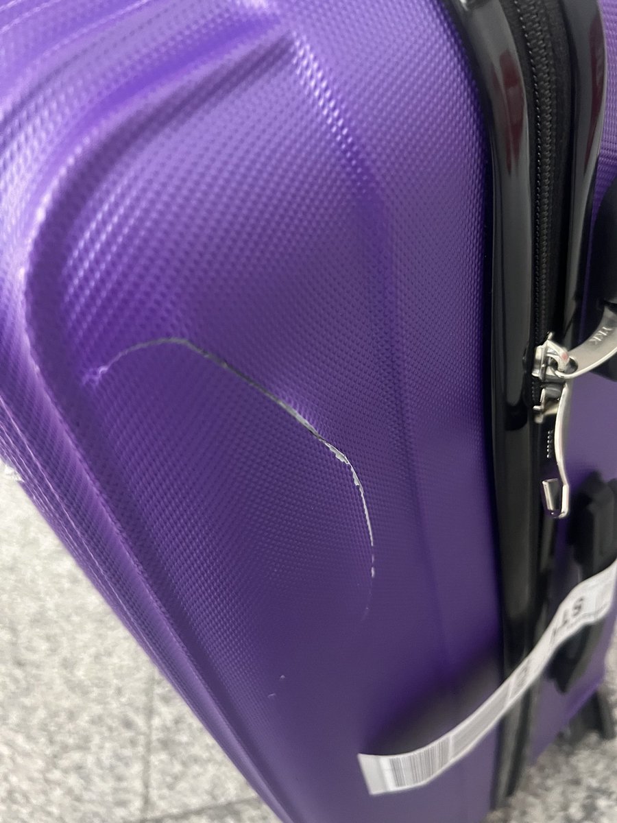 chenchenx3's tweet photo. @Ryanair both of my suitcases were damaged on flight RK7059 (19 May). There was NO ONE at the airport to report it to, and now you’re telling me there’s nothing that can be done because I didn’t report at the airport? This is ridiculous. There was no one to report to! 🤷🏽‍♀️ https://t.co/lQuv7vQk5C
