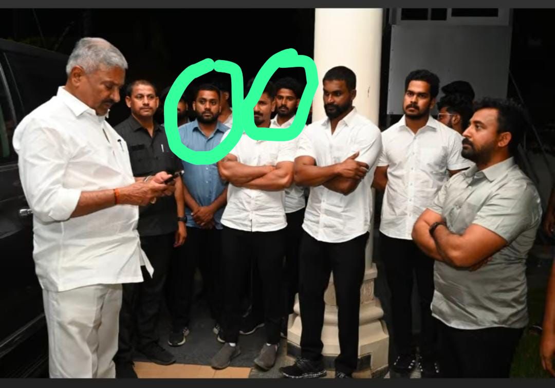 naralokesh's tweet photo. రాజకీయ లబ్ధి కోసం ఏ గడ్డి కరవడానికైనా సిద్ధపడే జగన్ రెడ్డి గారు తిరుపతిలో విద్యార్థుల మధ్య జరిగిన ఓ వ్యక్తిగత గొడవను మా పార్టీపై రుద్ది పబ్బం గడుపుకోవాలని చూస్తున్నారు. దళిత సోదరులను రెచ్చగొట్టేలా తమ కరపత్రిక సాక్షిలో తప్పుడు రాతలతో విషం చిమ్ముతున్నారు. ఈనెల 15వ తేదీ రాత్రి తిరుపతిలో జేమ్స్ అనే దళిత విద్యార్థిని కిడ్నాప్ చేసి, దాడి చేసిన ఘటనకు సంబంధించి ఆయన ఇచ్చిన ఫిర్యాదు ప్రకారం A1 యశ్వంత్, A-2 కిరణ్, A-3 జగ్గ, A-4 లలిత్, A-5 సాయి గౌడ్, A-6 వంశీ,   A7 రూపేష్ ఇంకా మరికొందరు నిందితులుగా కేసు నమోదు చేయడం జరిగింది.

నిందితుల్లో జగదీష్ @ జగ్గ, లలిత్ @ లలిత్ గోపాల్, నాని, సాయి గౌడ్ లు మాజీ మంత్రి పెద్దిరెడ్డి అనుచరులు.  ఉండు రూపేష్ రెడ్డి @ రూపి, సాయి కిరణ్ కుమార్ రెడ్డి లు భూమన అభినయ్ రెడ్డి వద్ద పనిచేసే వారు కాగా,  వంశీ @ చోట బ్లేడ్ ఎంపీ గురుమూర్తి అనుచరుడు. వాస్తవాలు ఇలా ఉంటే టీడీపీ వారు జేమ్స్ ను కిడ్నాప్ చేసి, దాడి చేశారంటూ సాక్షిలో తప్పుడు కథనాలు రాయించారు. తిరుపతి ఘటనలో ఇప్పటికే కొన్ని అరెస్టులు జరిగాయి, మిగతా వారి కోసం పోలీసులు గాలిస్తున్నారు. నిందితులు ఎవరైనా, ఎంతటివారైనా కూటమి ప్రభుత్వం ఉపేక్షించబోదు. 

రాజకీయంగా జగన్ రెడ్డి గారి హిస్టరీ యావత్తు ఆసాంతం రక్తచరిత్రే. బాబాయిని బాత్రూమ్ లో గొడ్డలివేటుతో లేపేసి బాబుగారి చేతిలో కత్తి పెట్టి  నాడు అవినీతి విషపుత్రిక సాక్షిలో అడ్డగోలు రాతలు రాయించారు. అసలు నిజమేంటో సొంత చెల్లెళ్లతో సహా రాష్ట్ర ప్రజలంతా ఆలస్యంగా తెలుసుకున్నారు. అధికారంలో ఉండగా డాక్టర్ సుధాకర్ మొదలు డ్రైవర్ సుబ్రహ్మణ్యం వరకు దళిత సోదరులను ఊచకోత కోసిన జగన్... ప్రతిపక్షంలోనూ అవే పోకడలు కొనసాగిస్తున్నాడు. తిరుపతి ఘటనలో వాస్తవాలను, జగన్ రెడ్డి గారి కుట్రలను గుర్తించి యావత్ దళిత సమాజం అప్రమత్తంగా ఉండాల్సిందిగా విజ్ఞప్తి చేస్తున్నాను.
#PsychoFekuJagan