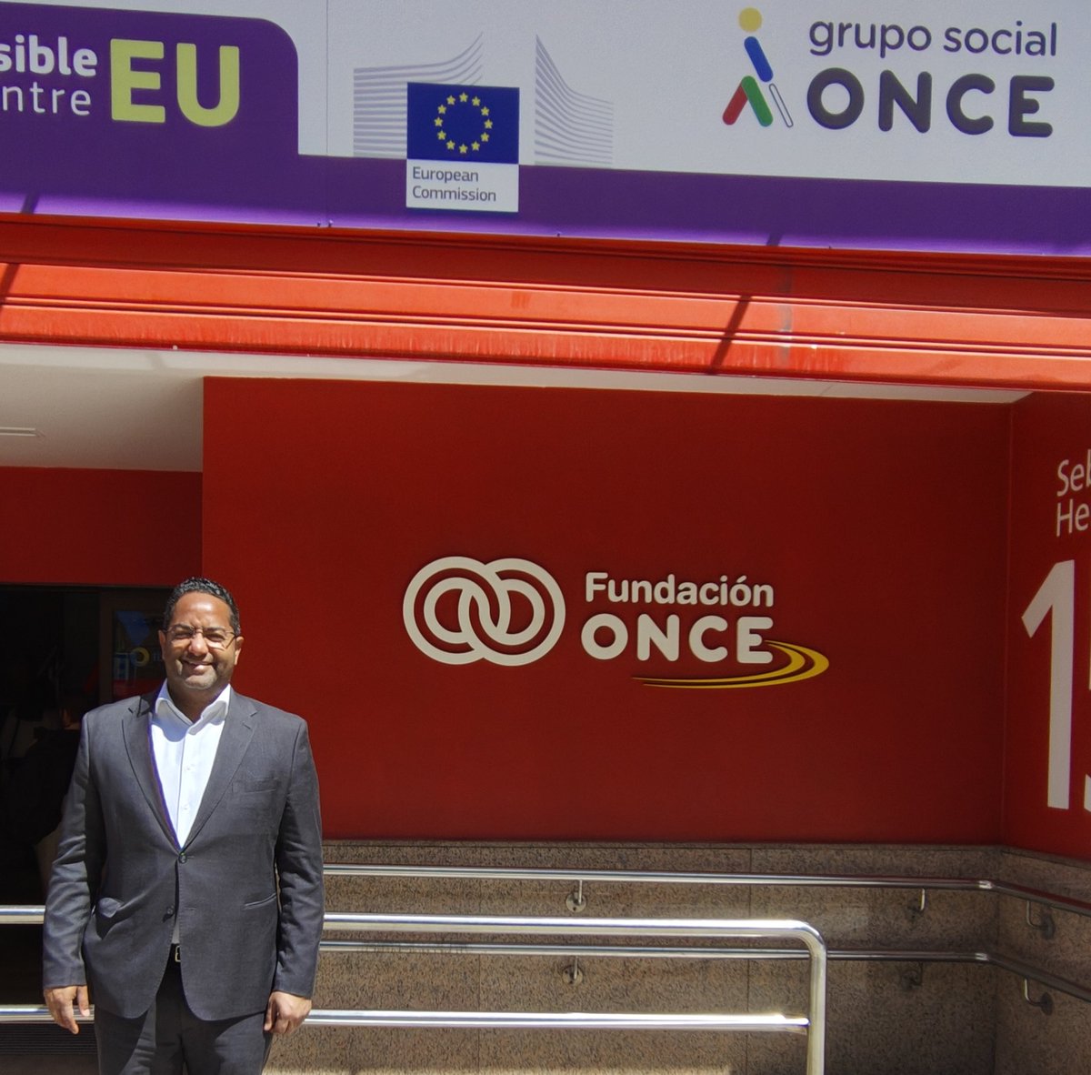 BennyMetz's tweet image. Hoy nos toca visitar el @GrupoSocialONCE @Fundacion_ONCE para hablar de accesibilidad en el ámbito laboral.

Desde el @ConadisRD trabajamos para generar fuentes de empleos dignos para personas con discapacidad.

#ConadisConTodos