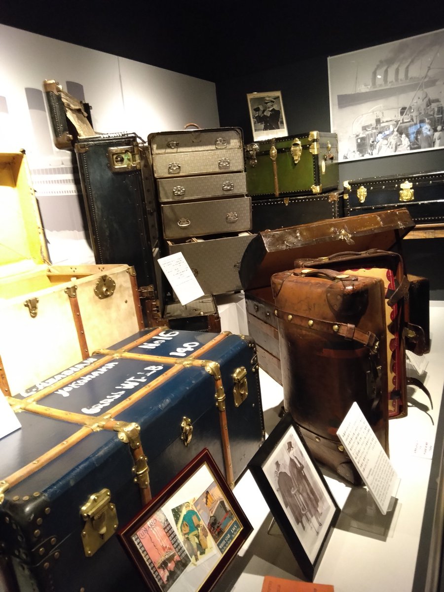 swee24myswee2's tweet photo. 国立博物館、国立西洋美術館、ランチにどぜう、鞄のACE本社ビル世界のカバン博物館。ミュージアム三昧の旅。駒形どぜうのお隣バンダイ本社も見学。懐かしの玩具がたくさんありました。 https://t.co/C03KgZKGFJ