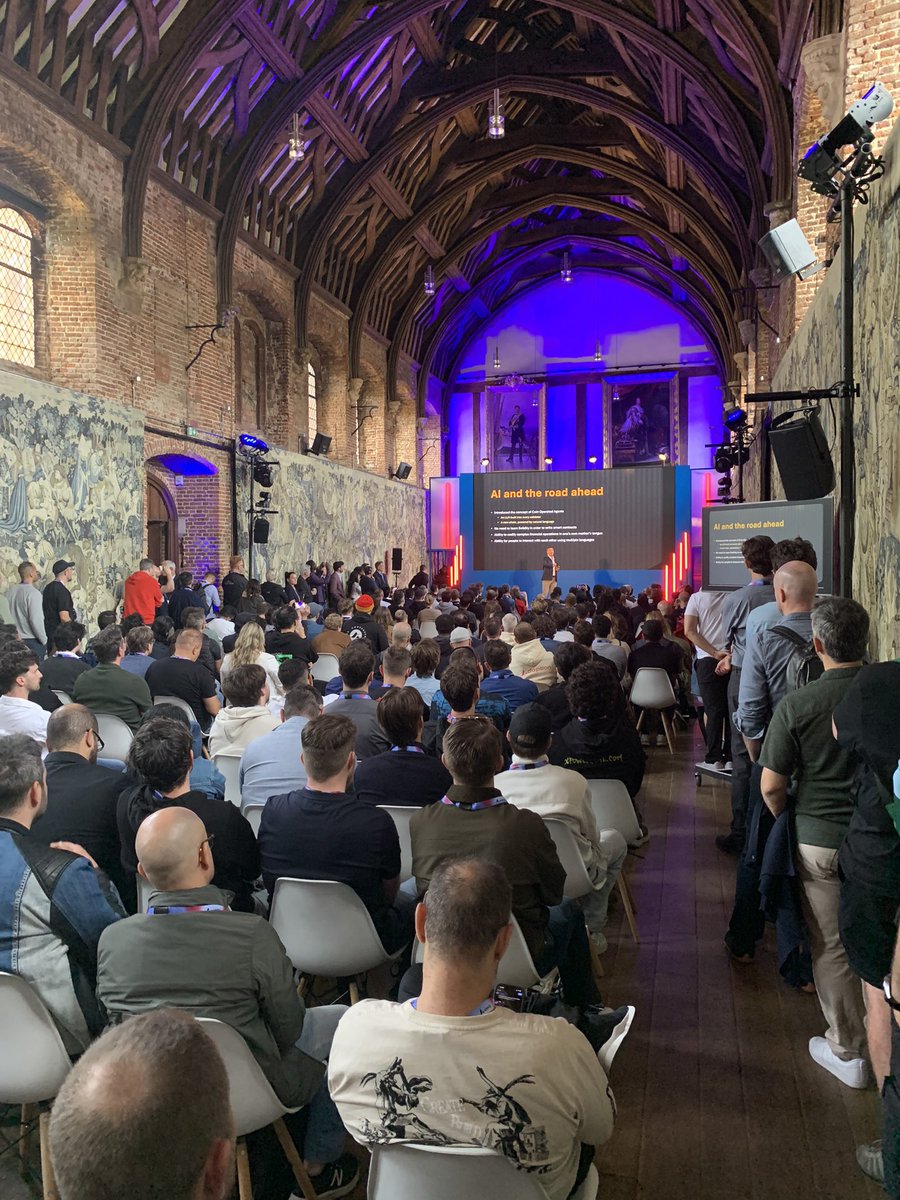 🔺doption at Avalanche Summit London 🇬🇧