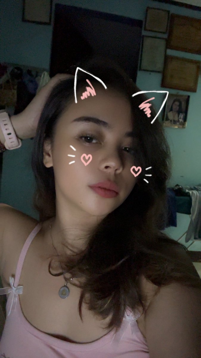 NickylodeonMB's tweet photo. Meow https://t.co/HDIwvtAF4j
