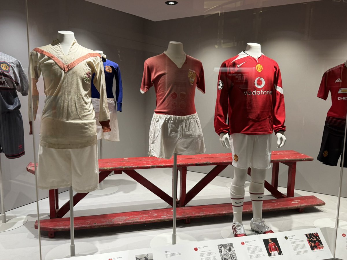 Gordon J Mackay tweet media