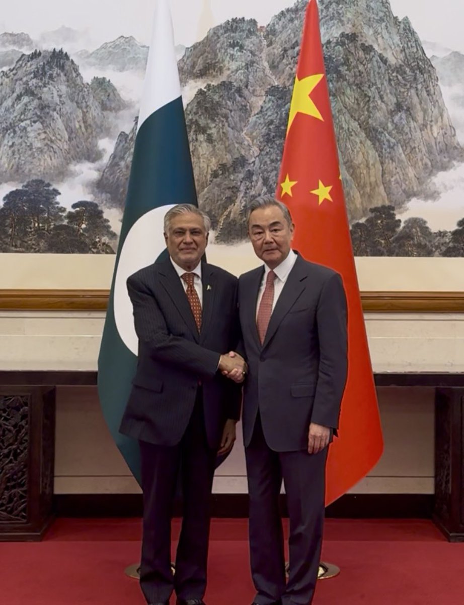 ForeignOfficePk's tweet photo. Deputy Prime Minister/Foreign Minister, Senator Mohammad Ishaq Dar @MIshaqDar50, held in-depth consultations with the Foreign Minister of China, Wang Yi, today in Beijing. 

Both sides exchanged views on evolving situation in South Asia, future trajectory of Pakistan-China friendship, and CPEC 2.0. 

Hailing All-Weather Strategic Cooperative Partnership and ironclad friendship between Pakistan and China, both leaders expressed satisfaction at the commonality of views on all issues of mutual interest and expressed their firm resolve to continue bilateral cooperation for regional peace, development and stability.