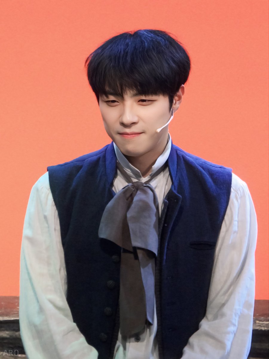 250518 랭보🌿

랭보 | #박정원 배우님