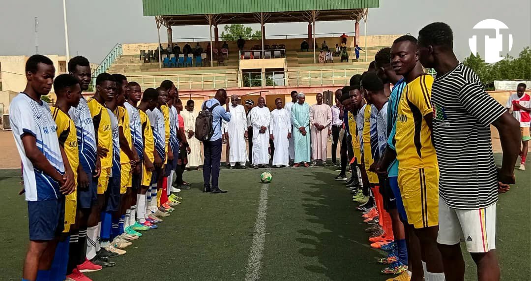 tchadinfos's tweet image. Un tournoi de brassage de football organisé par l’Union Nationale des Étudiants du Tchad (#UNET), section de #NDjamena, a été officiellement lancé ce mardi 20 mai 2025 au stade de Paris-Congo de N’Djaména. #Tchad