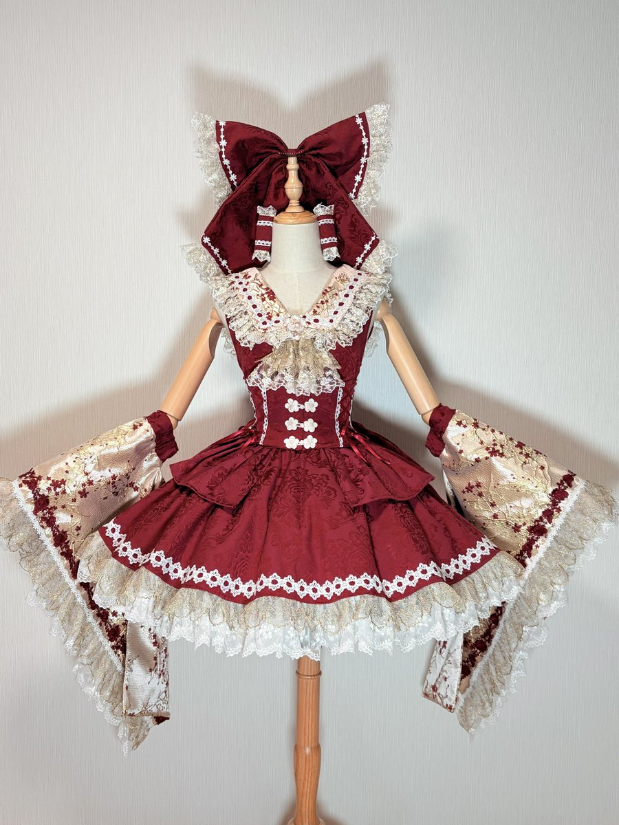 東方project 博麗霊夢　アレンジ衣装 博麗霊夢のアレンジ衣装を製作しました！