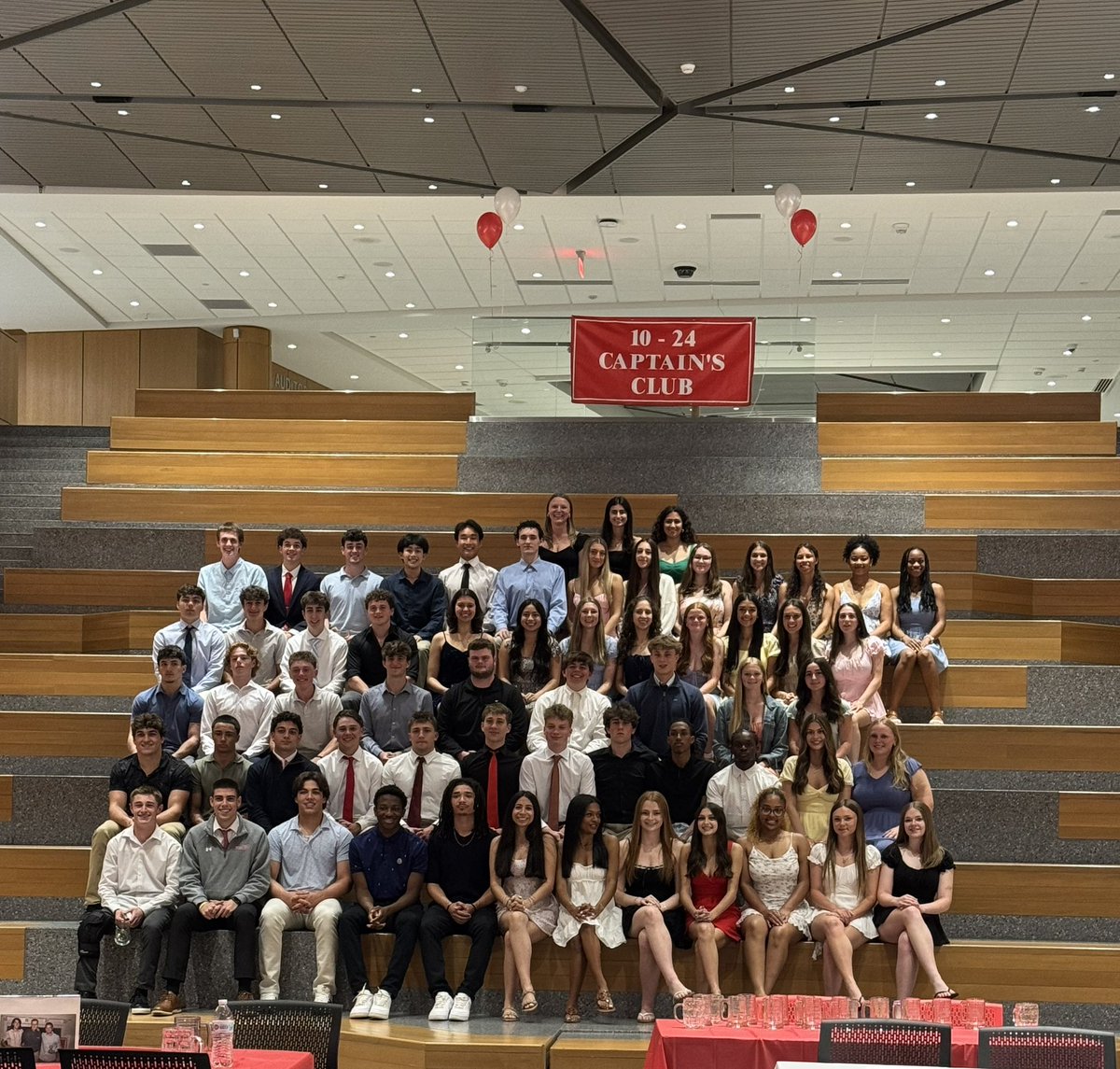 whscheering's tweet image. Beautiful night honoring Bobby Connor’s legacy and celebrating our captains at the 10-24 Captain’s Club dinner!