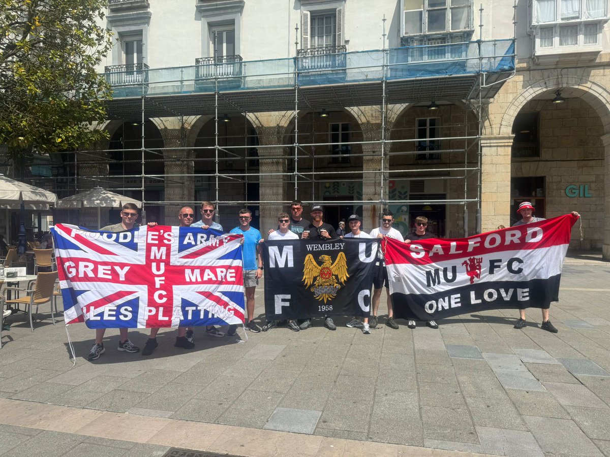 _LouisGrogan's tweet photo. Up the reds🇾🇪🇪🇸 https://t.co/TAB9DDdcTz