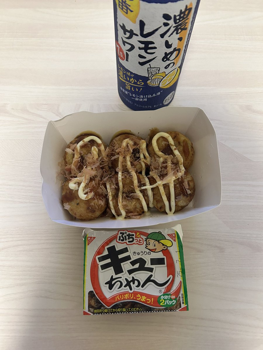 DZnndg's tweet photo. 大阪でのお渡し会にて虎之介さんに晩御飯決めてもらい���した。
自分が勝ったらカツ���食べてもらうつもりやったのに、（意味はない）

#小林虎之介 https://t.co/qeLabOuSLO