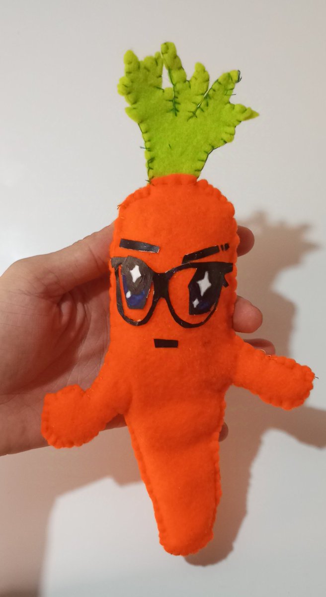 DanielSam3031's tweet photo. @MegaCarrotNFT @megaeth I made this plush carrot, I hope you like it🥕 @MegaCarrotNFT https://t.co/JrHfni8kwF