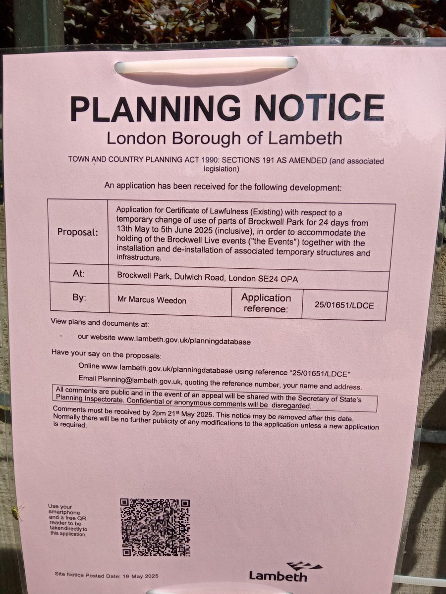 The Log Lady tweet media