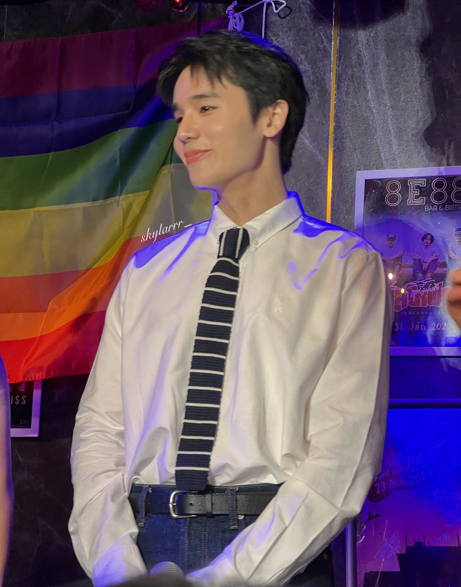Songyuling727's tweet photo. so handsome today！！！
@jimmyyjp_ @Sea_tawinan 
#jimmyyjp #sea_tawinan 
#MEISEABacktoTwilightCampusxJimmySea https://t.co/RoVNoxw9Up