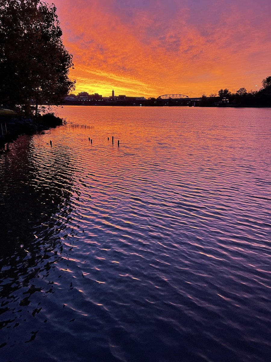 tfisher44's tweet photo. @JeremyWSYX6 I got this one time. Parkersburg wv https://t.co/YPcR9NN3qZ