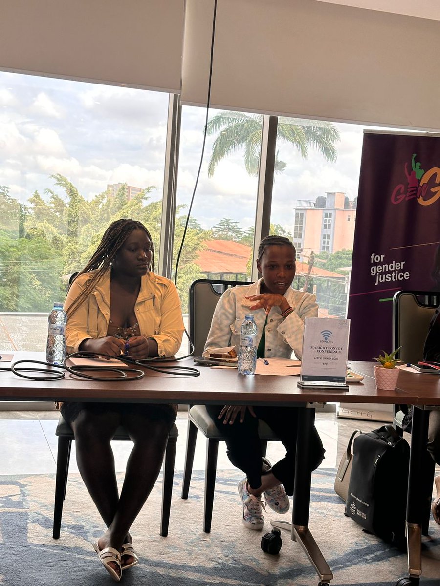 FIDA_Uganda's tweet photo. We’re honored to have hosted the feedback session for the TFGBV/online violence course, developed in partnership with @cehurduganda and @reachahand🤝. Available in English, French, and Indonesian, the course is open to all and aims to strengthen the global fight against technology-facilitated gender-based violence. The session provided valuable insights from young people, helping us refine the course to be more user-friendly and relevant. Under the #GenGProject supported by @Rutgers_INTL, @SonkeTogether, we are building a powerful resource that empowers individuals worldwide to understand and combat online violence effectively 🌍.