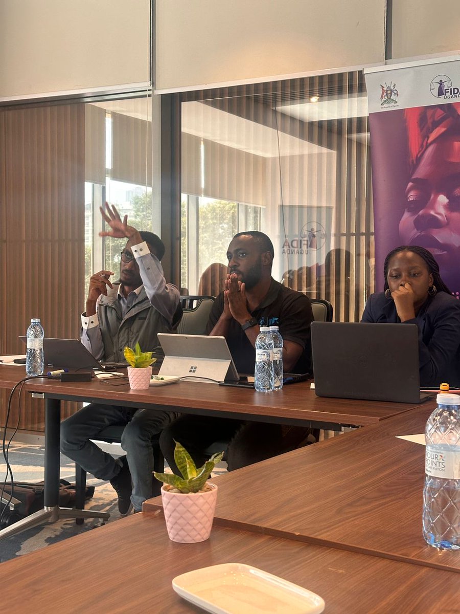 FIDA_Uganda's tweet photo. We’re honored to have hosted the feedback session for the TFGBV/online violence course, developed in partnership with @cehurduganda and @reachahand🤝. Available in English, French, and Indonesian, the course is open to all and aims to strengthen the global fight against technology-facilitated gender-based violence. The session provided valuable insights from young people, helping us refine the course to be more user-friendly and relevant. Under the #GenGProject supported by @Rutgers_INTL, @SonkeTogether, we are building a powerful resource that empowers individuals worldwide to understand and combat online violence effectively 🌍.