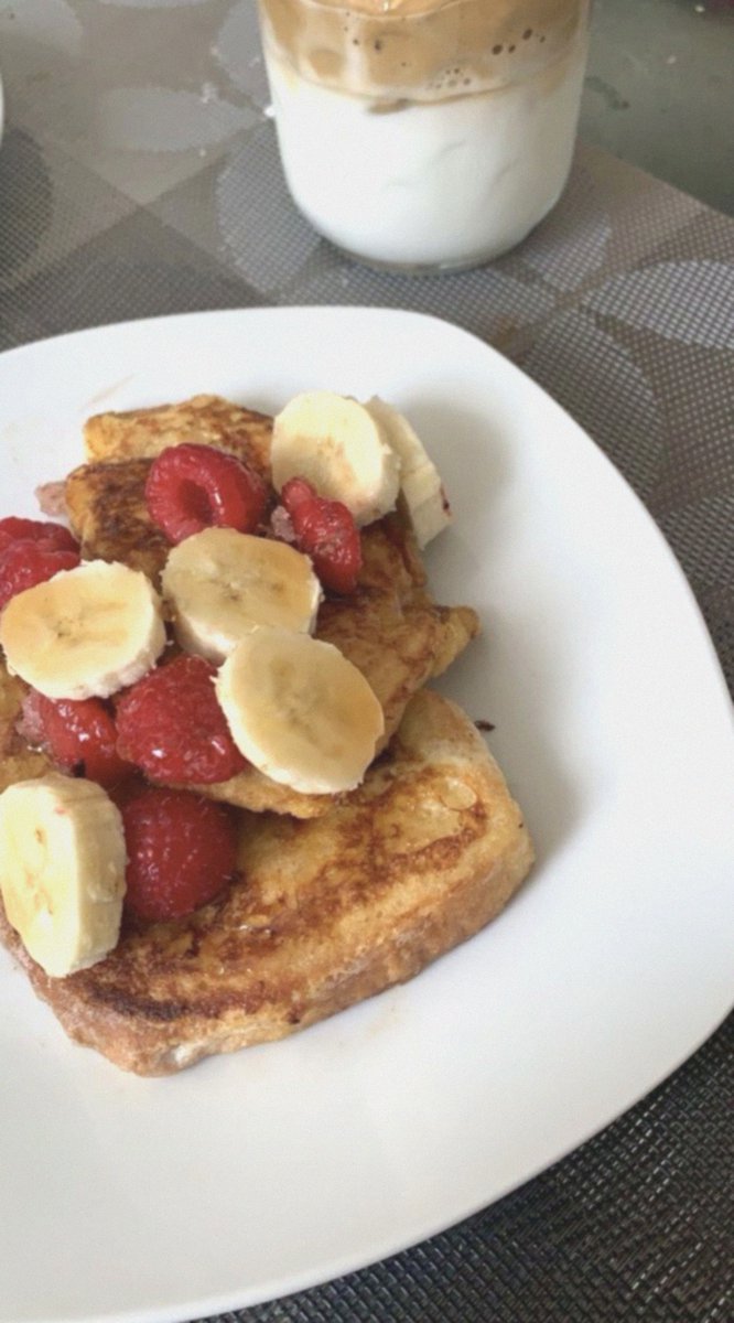 RShharpp's tweet image. Let’s eat, guys! Just wanna share what I had for breakfast today 😋🍳🥐

#Calgary #Alberta #Tuesday #BreakfastGoals #Foodie #MorningEats #TodayOnMyPlate #FoodShare #BreakfastMood #YumInTheMorning #FeedGoals