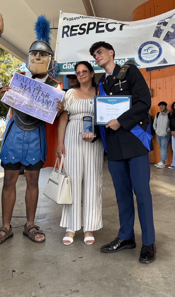 MDCPSNorth's tweet photo. Congratulations to Samuel Rodriguez from  @HMLSrHighSchool. Samuel is the #ValuesMatterMiami 2025 Respect student of the Year.#YourBestChoiceMDCPS @MDCPS @SuptDotres https://t.co/6JgiyuTkMo
