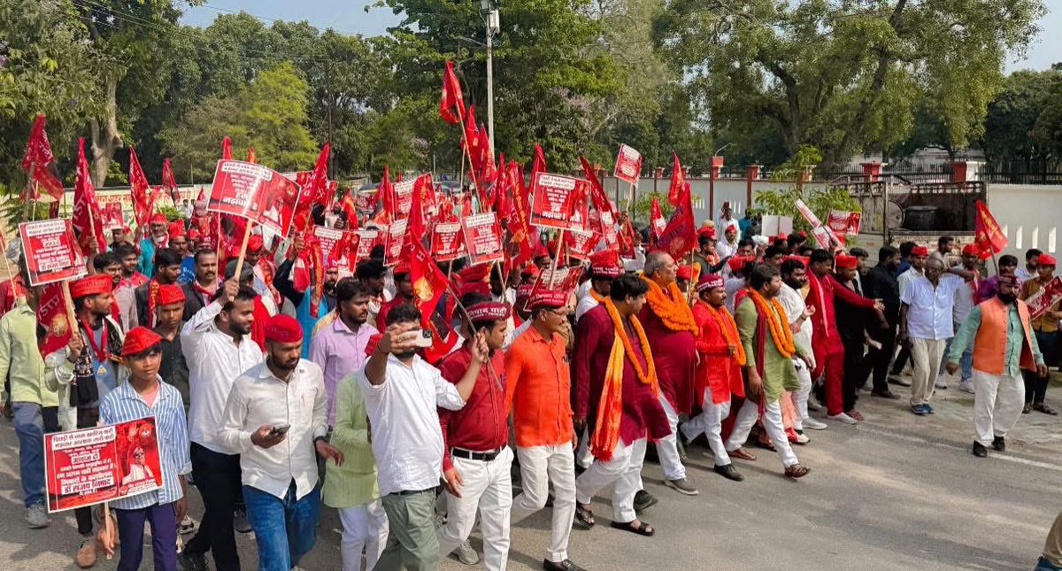 drsanjayknishad's tweet photo. आज जनपद बस्ती में निषाद पार्टी मंडलीय एक दिवसीय संगोष्ठी कार्यशाला के दौरान रैली… https://t.co/tXy7gSSKZ3