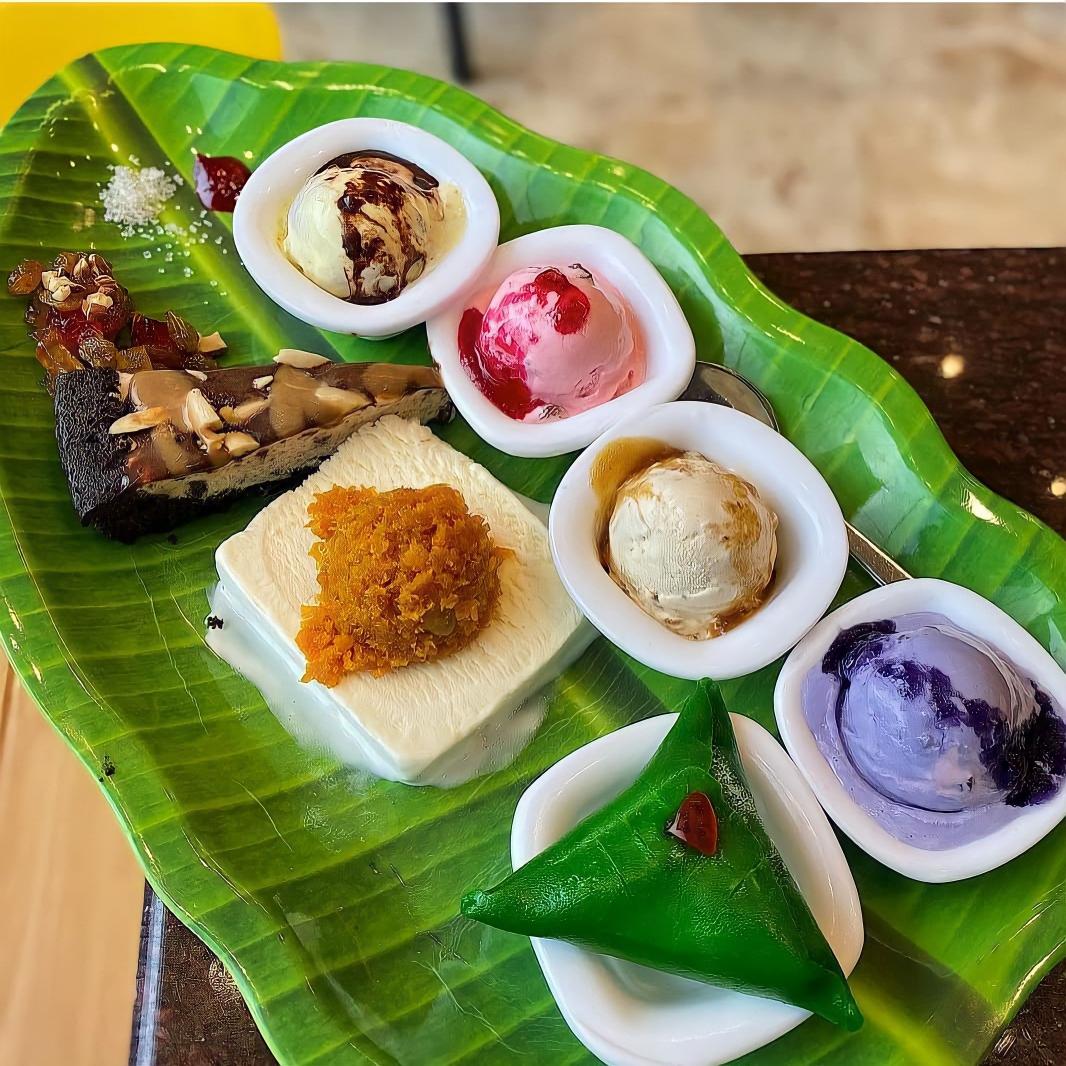 Icecream Thali 🍨

📍 Pabbas Ideal Cafe, Mangalore, Karnataka