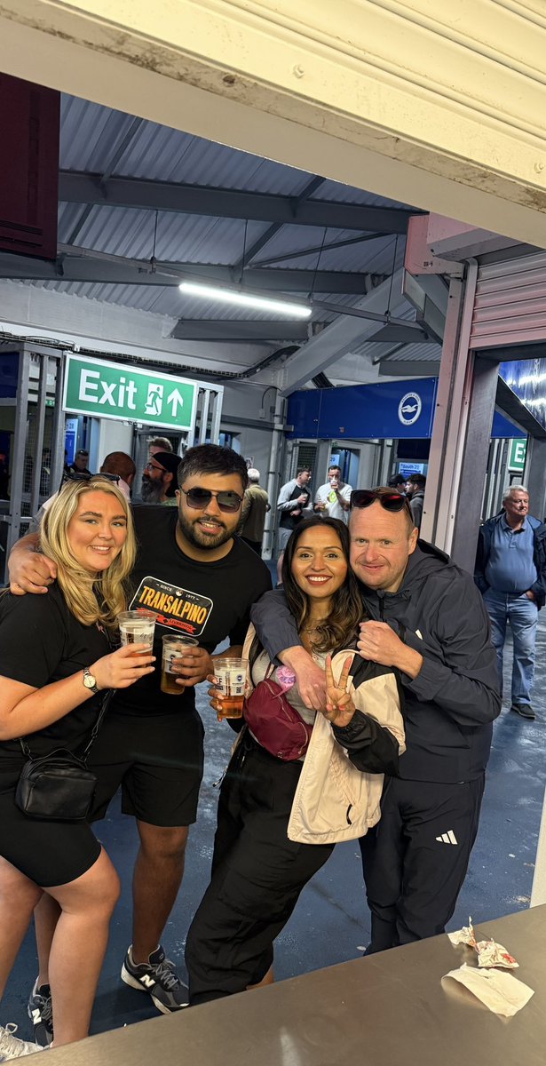 𝐏aige tweet media