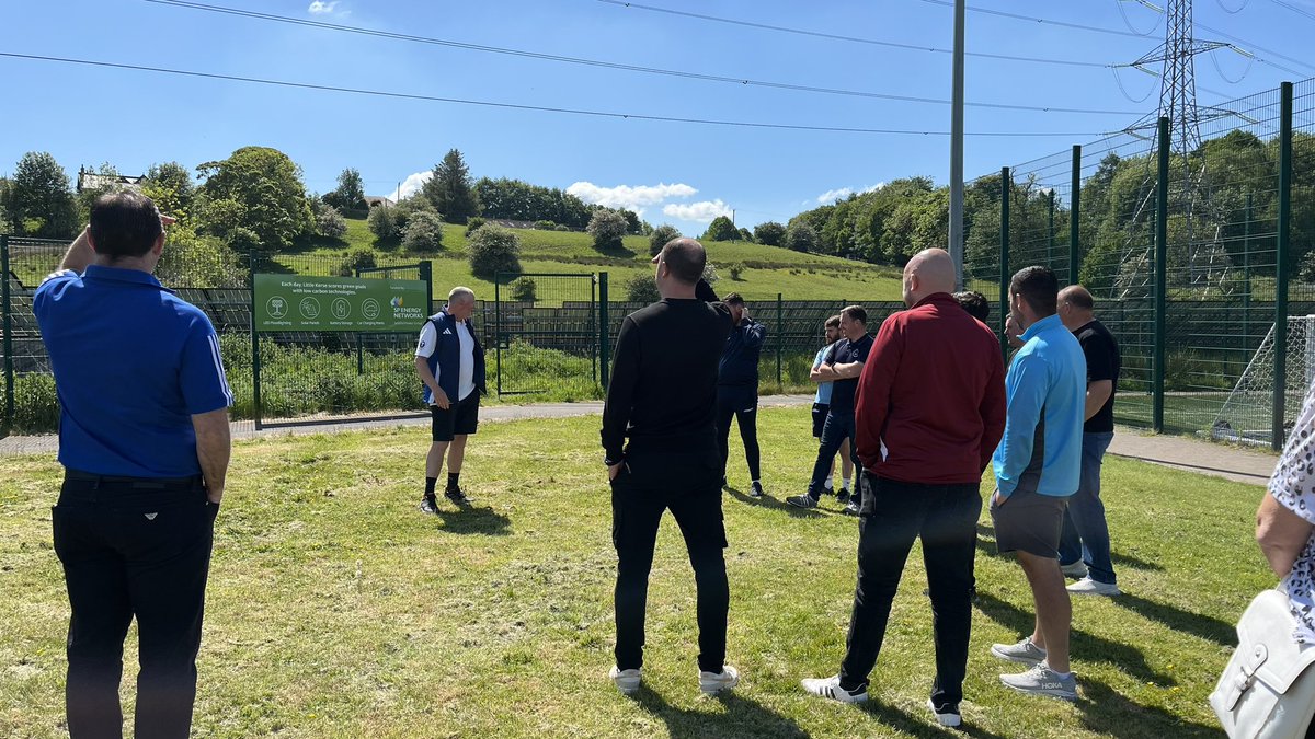 ScotFACentral's tweet photo. @GaryDoctor1 @J10Lauren A tour from @MrStephenBarr of the excellent facilities at Little Kerse alongside the exciting new indoor pitch 🏟️⚽️ https://t.co/o81lDz0p7Y