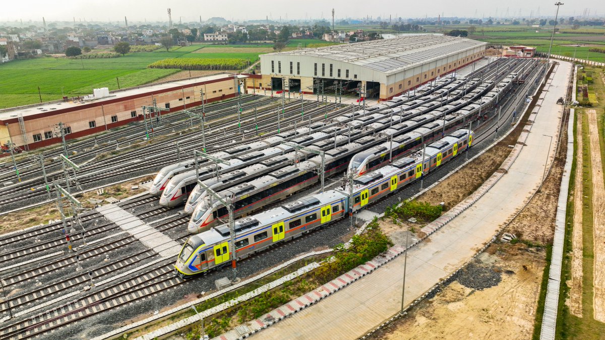 RailAnalysis's tweet photo. India’s First Shared Infrastructure Model: Namo Bharat & Meerut Metro to Operate Seamlessly on Same Tracks
@officialncrtc
#NamoBharat #MeerutMetro #DelhiMeerutRRTS #NCRTC #IntegratedTransport #SemiHighSpeedRail #Delhi #Ghaziabad #Meerut #Modipuram #Begumpul #Railanalysis https://t.co/ISdNpX50pt
