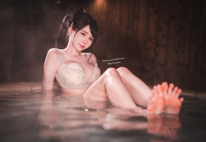 Twitterのコスプレ画像15