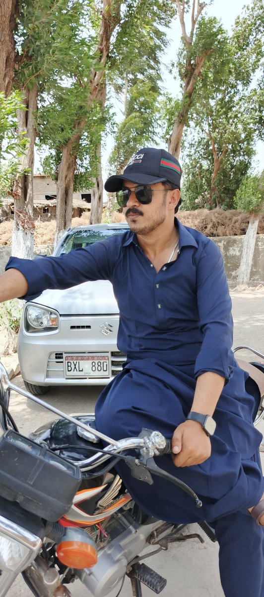 جڏهن ڌرتيءَ خاطر توهان پنهنجو سڀ سُک چين آسائشون ڇڏي پنهنجي وطن جي بقا خاطر پنهنجا آرام ڦٽائي نڪرندا آهيو ته اُها ڌرتيءَ توهان کي تاريخ جي ورقن ۾ هميشه امر ڪندي آهي ✌️
#NoMoreCanalsOnIndus 
#SindhRejectCorporateFarming 
#ReleaseAllMissingPersonsOfSindh