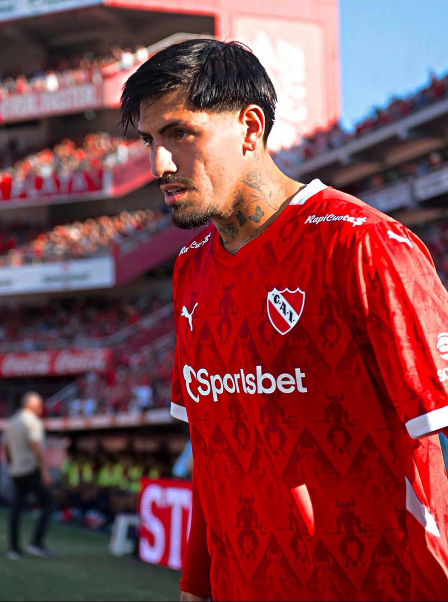 🎩🇦🇷 Kevin Lomónaco es el central argentino con más conducciones progresivas/90' [2.6] en TODO EL MUNDO.

23 años.🪄